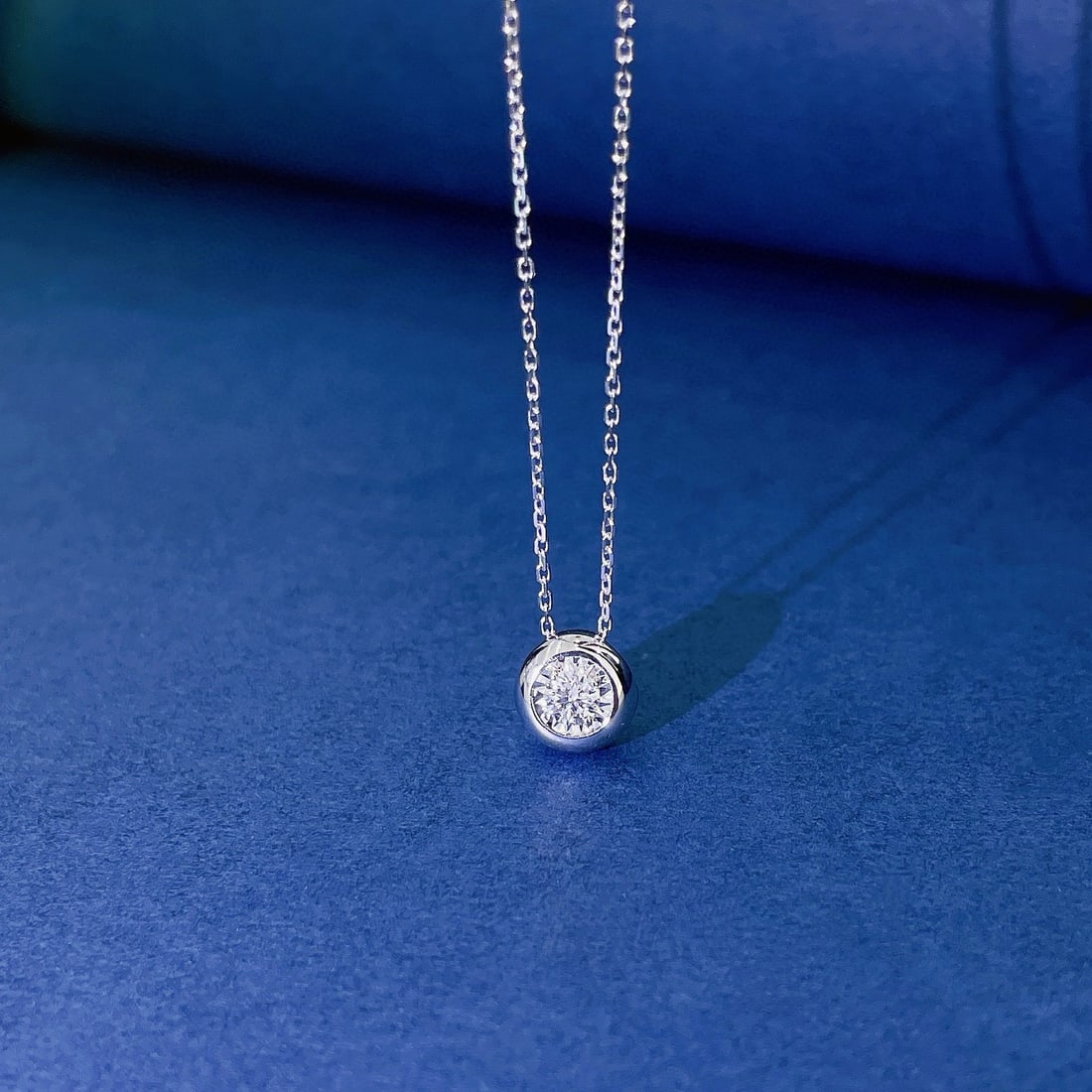 14k Gold 0.13 Ct Natural H Diamond Necklace: Ref:231086074 // gold content:14k gold // main gemstone:diamond // shape:round // carat weight:0. 13ct // clarity grade:vs-si // color:h // treatment:natural // cut grade:g // Condition: NewLow