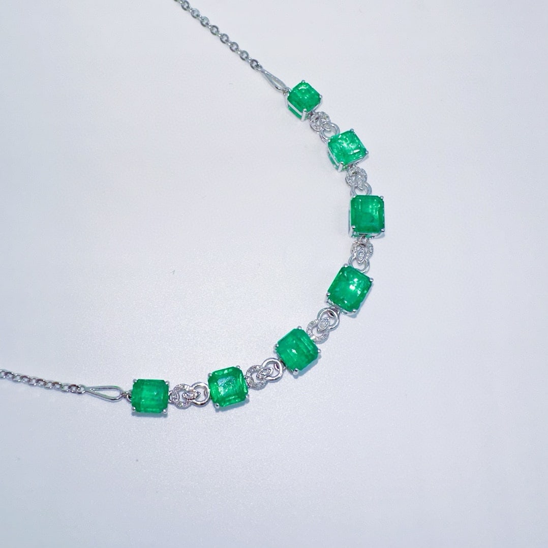 14k Gold 5.85 Ctw Vivid Green Natural Emerald & Diamond Bracelet - 3