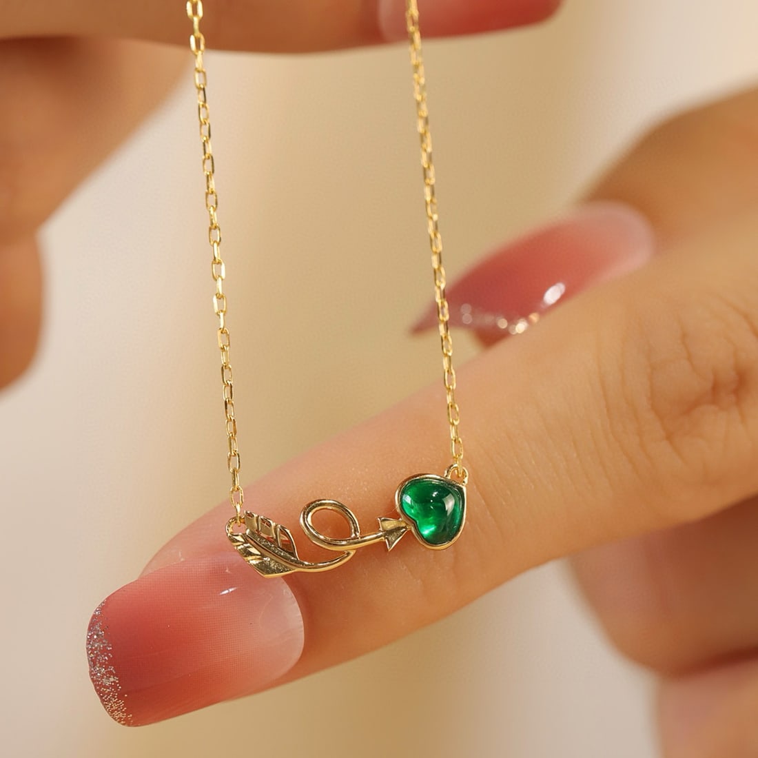 14k Gold 0.21 Ct Vivid Green Natural Emerald Necklace - 2