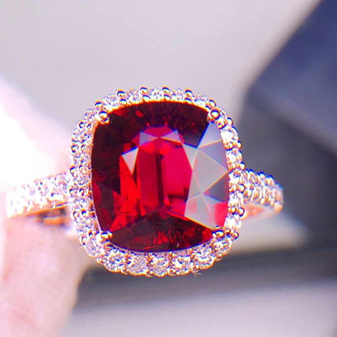 14k Gold 3.2 Ct Natural Tourmaline & Diamond Ring: Ref:231086150 // gold content:14k gold // ring size:7. 25us // // main gemstone:tourmaline // shape:cushion // carat weight:3. 2ct // color:red // treatment:natural // // adjacent gemstone 2 : diamond