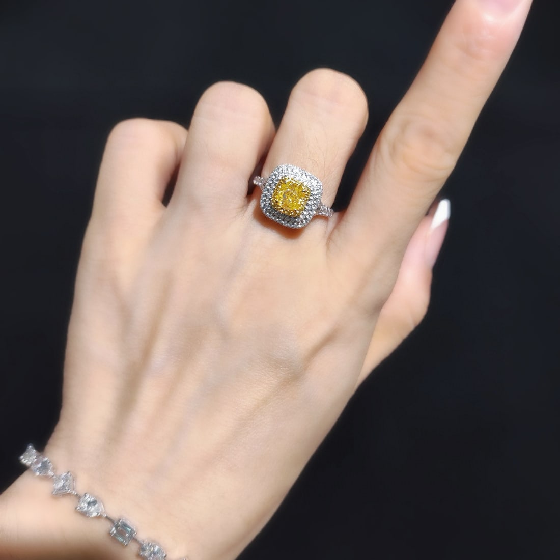 14k Gold 1.47 Ctw Natural Yellow Diamond & Diamond Ring - 3