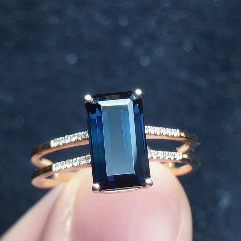 14k Gold 2.4 Ct Natural Tourmaline & Diamond Ring: Ref:231086188 // gold content:14k gold // ring size:7. 25us // // main gemstone:tourmaline // shape:octagonal // carat weight:2. 4ct // color:blue // treatment:natural // // adjacent gemstone 2 :