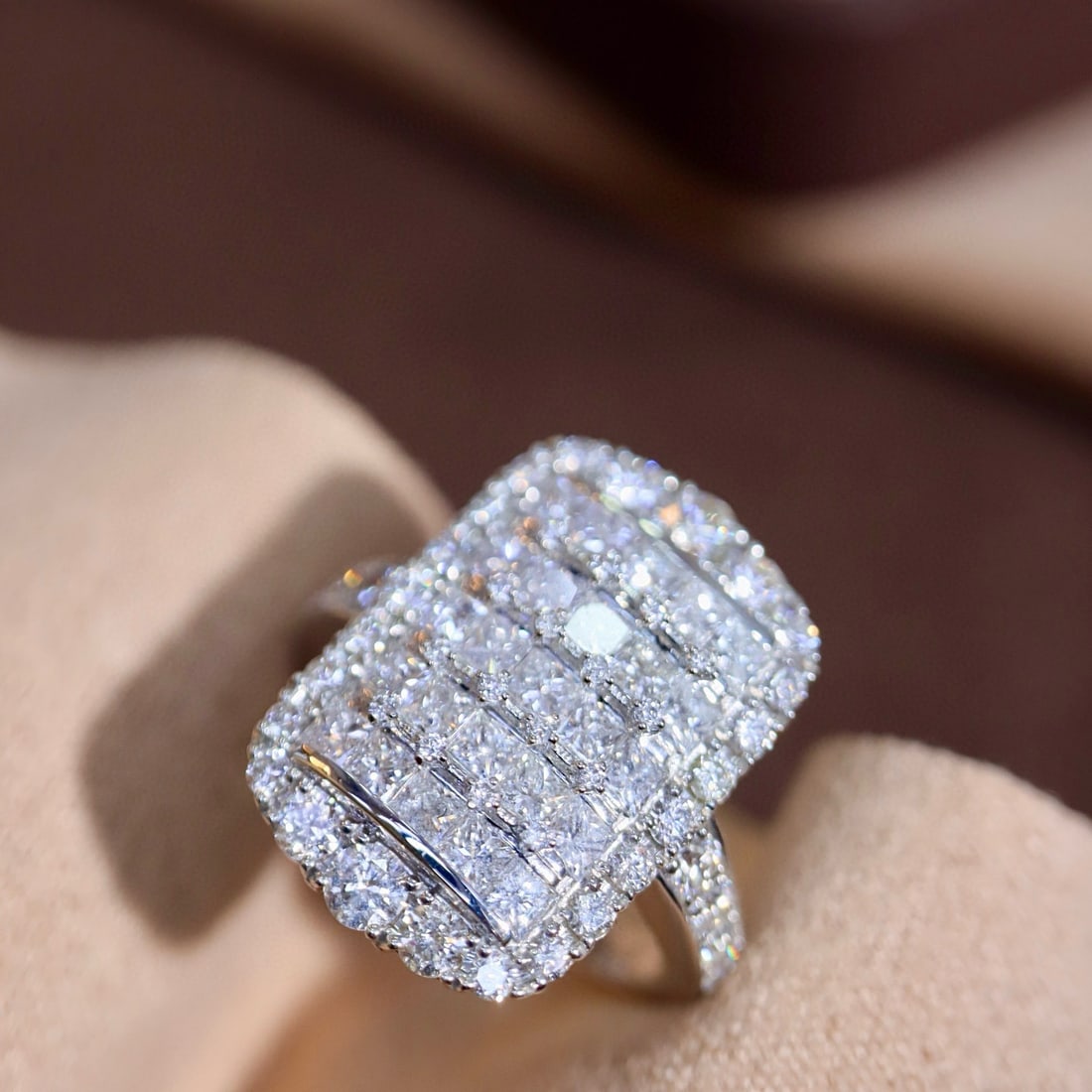 14k Gold 2 Ct Natural H Diamond Ring - 2