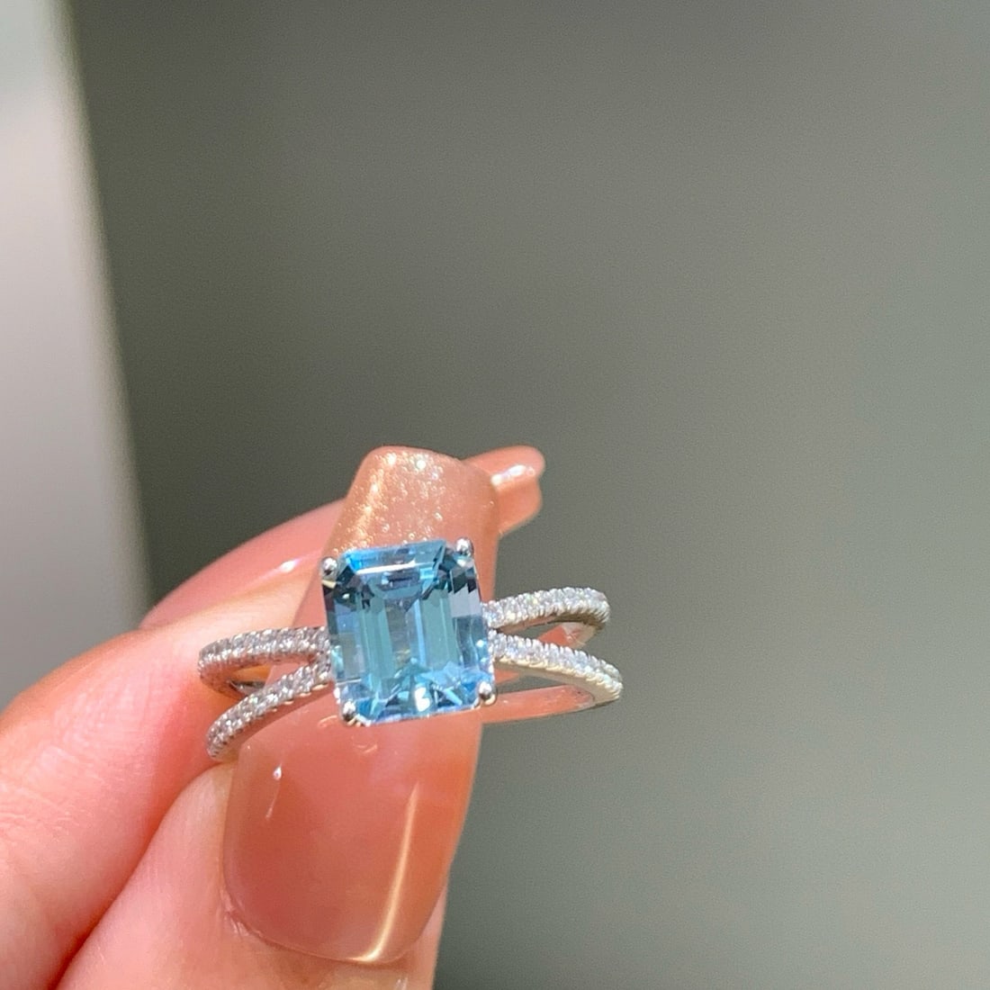 14k Gold 1.93 Ctw Natural Aquamarine & Diamond Ring - 4