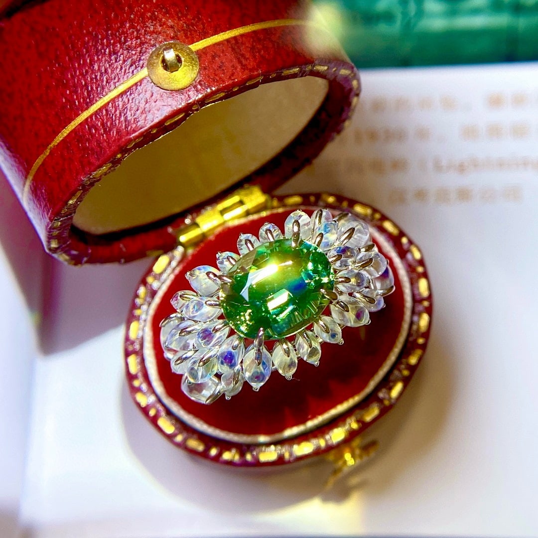 14k Gold 7.2 Ctw Natural Tourmaline & Moonstone Ring - 6