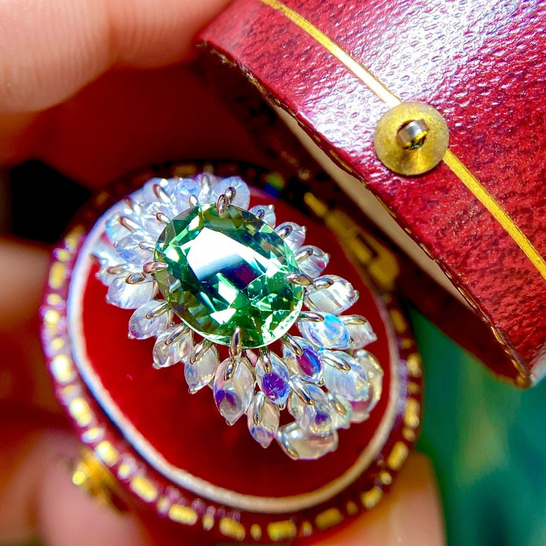 14k Gold 7.2 Ctw Natural Tourmaline & Moonstone Ring - 7