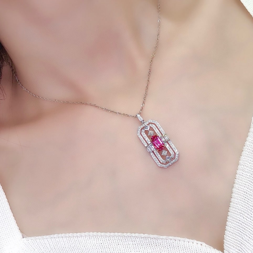 14k Gold 2.67 Ctw Vivid Pink Natural Spinel & Diamond Pendant( Without Chain ) - 4