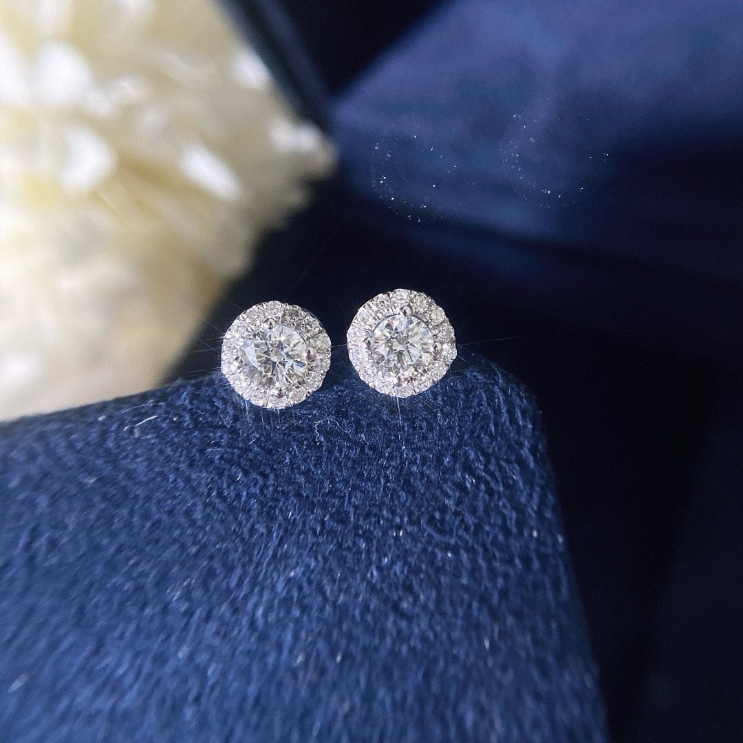 14k Gold 0.54 Ctw Natural H Diamond Earrings (1 of 6)