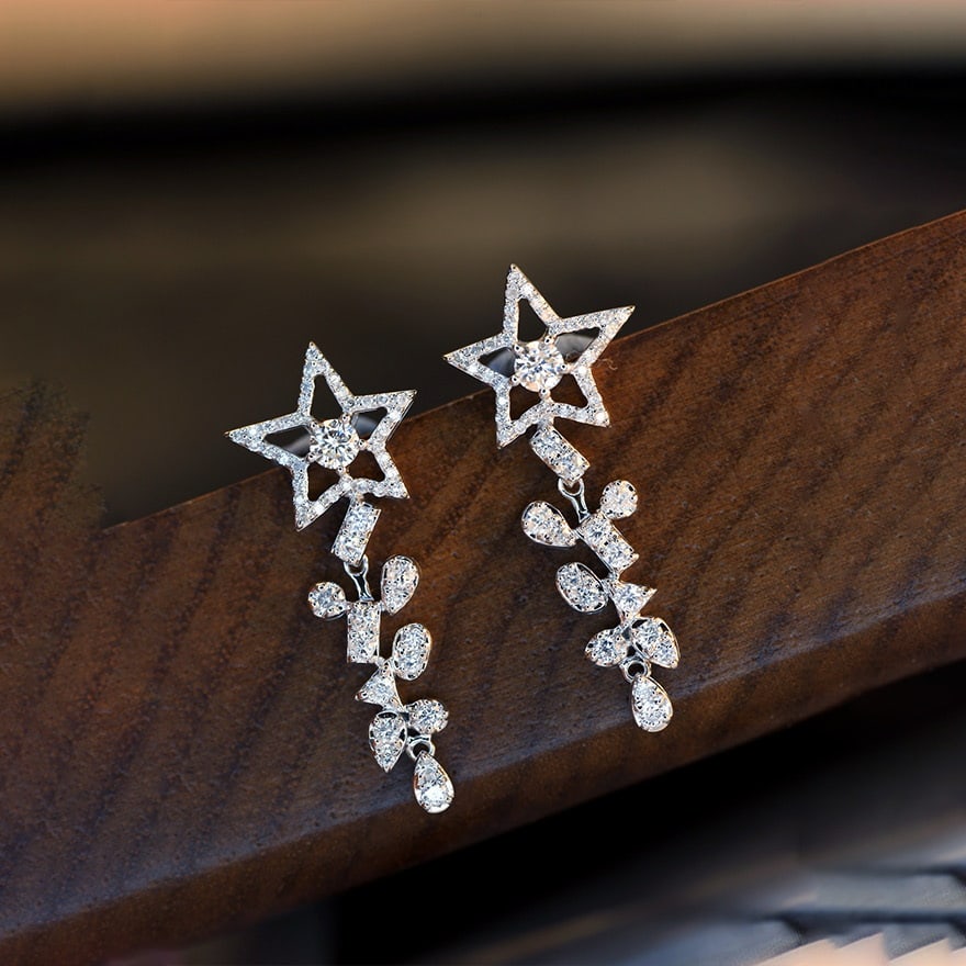 14k Gold 0.8 Ct Natural H Diamond Earrings: Ref:231086325 // gold content:14k gold // main gemstone:diamond // shape:round // carat weight:0. 8ct // clarity grade:vs-si // color:h // treatment:natural // cut grade:g // Condition: NewLow