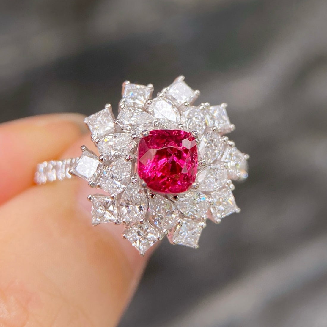 14k Gold 2.70 Ctw Vivid Pink Natural Spinel & Diamond Ring - 2