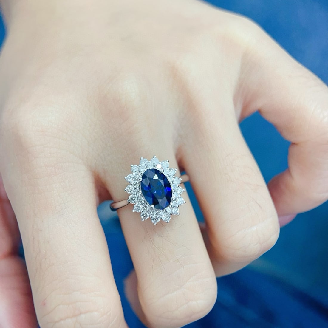 14k Gold 2 Ct Natural Sapphire & Diamond Ring - 2