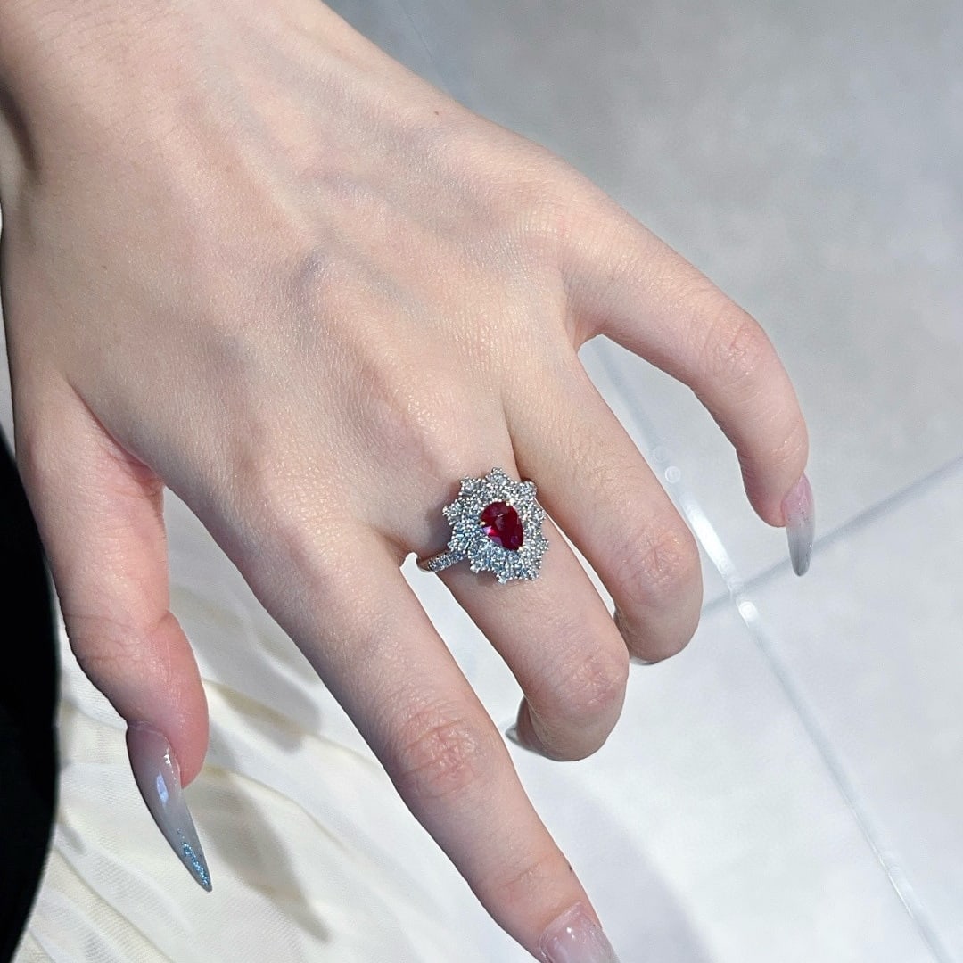 14k Gold 1.05 Ct Natural Ruby & Diamond Ring - 8