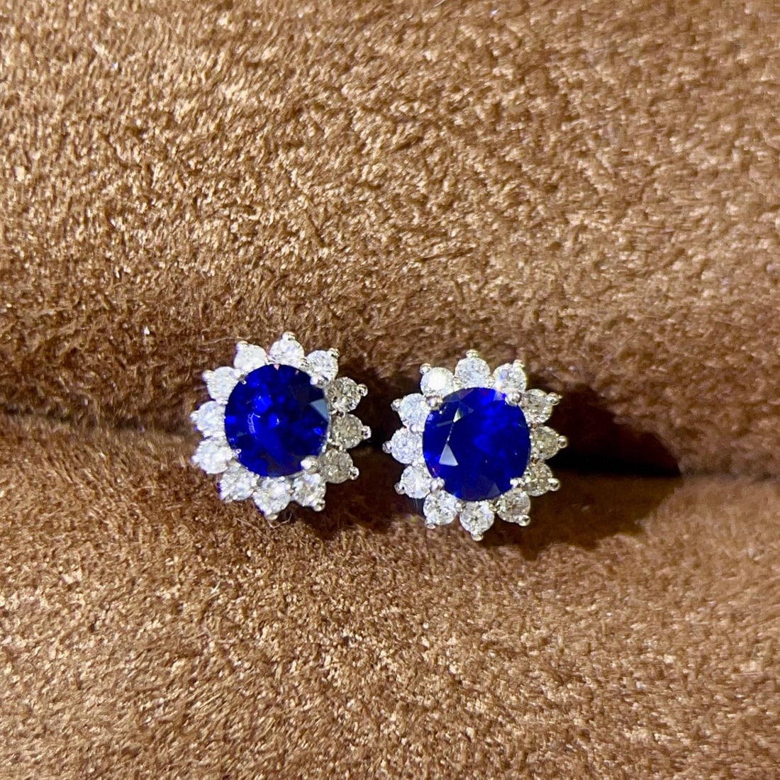 14k Gold 1.25 Ctw Natural Sapphire & Diamond Earrings - 5