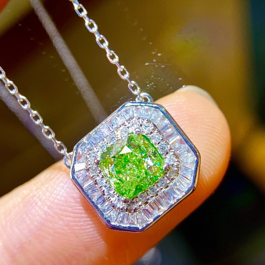 14k Gold 1.35 Ctw Natural Green Diamond & Diamond Necklace (1 of 6)
