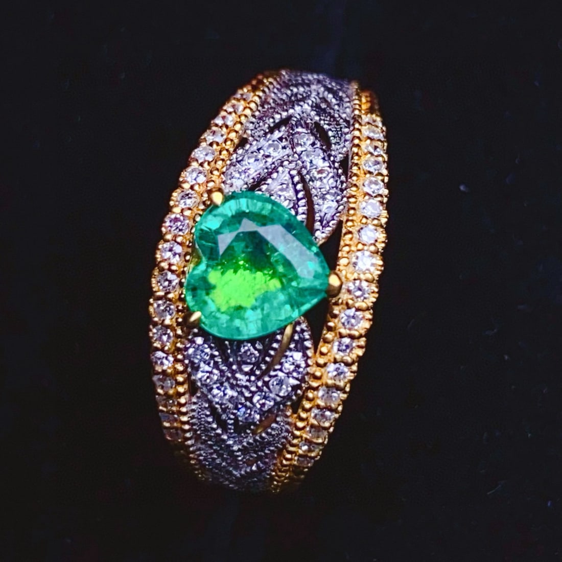 14k Gold 0.75 Ct Natural Emerald & Diamond Ring - 2