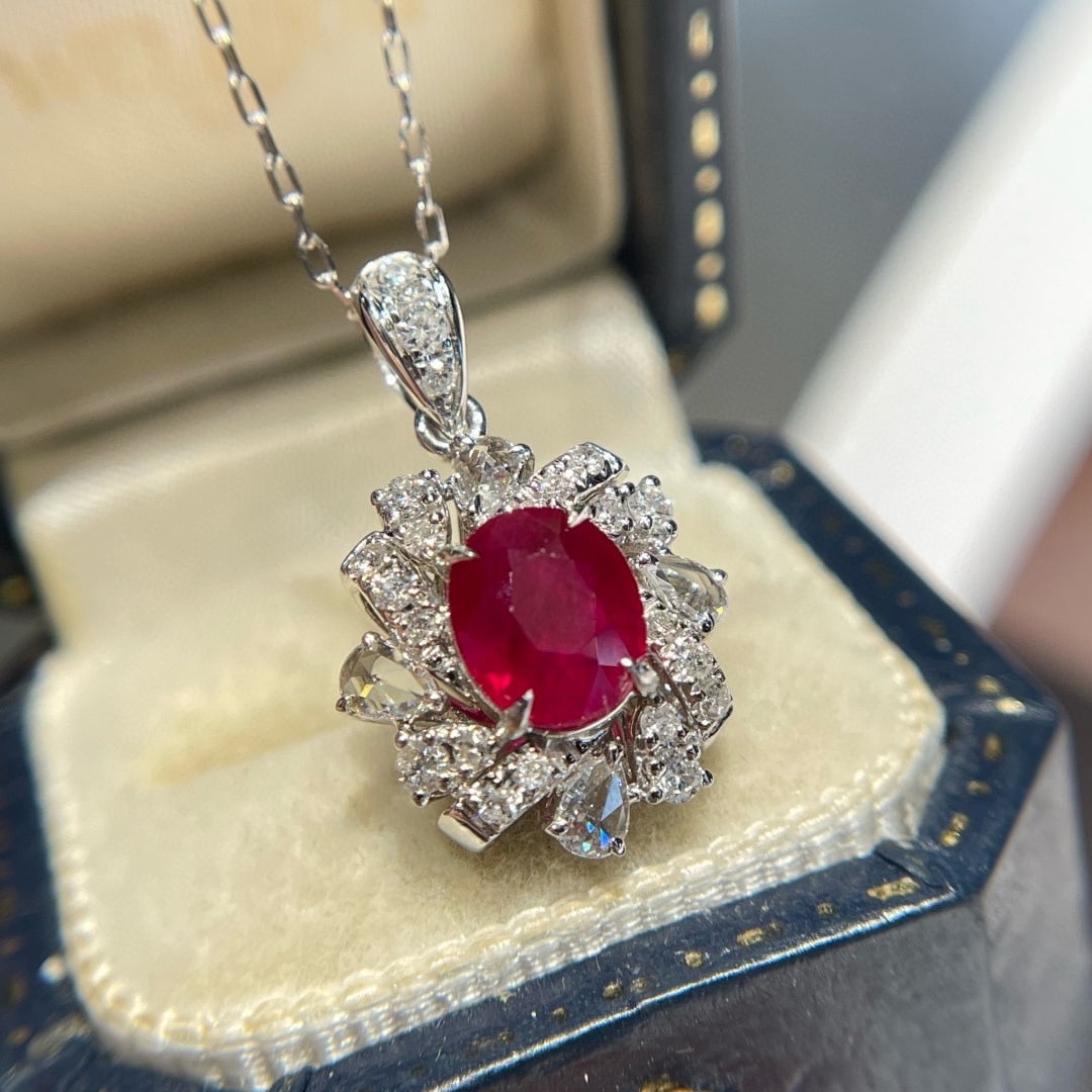 14k Gold 1.30 Ct Natural Ruby & Diamond Pendant( Without Chain ): Ref:231086445 // gold content:14k gold // main gemstone:ruby // shape:oval // carat weight:1. 30ct // color:pigeonblood red // treatment:natural // // adjacent gemstone 2 : diamond // shape:multiple /