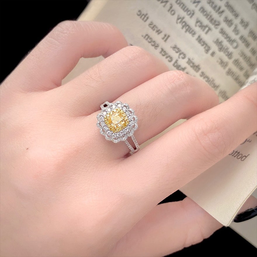 14k Gold 0.98 Ctw Natural Yellow Diamond & Diamond Ring - 2