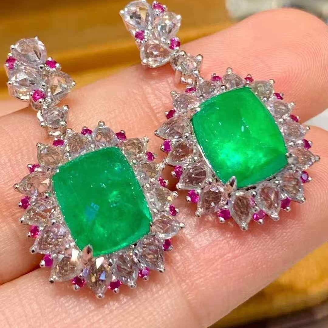 14k Gold 5.9 Ct Natural Emerald & Diamond Earrings - 3