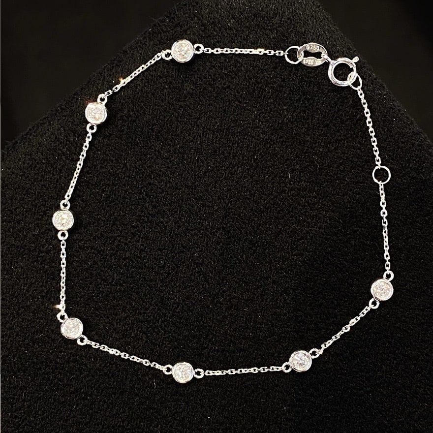 14k Gold 0.32 Ct Natural H Diamond Bracelet: Ref:231087102 // gold content:14k gold // main gemstone:diamond // shape:round // carat weight:0. 32ct // clarity grade:vs-si // color:h // treatment:natural // cut grade:g // Low Estimate: 2600 High