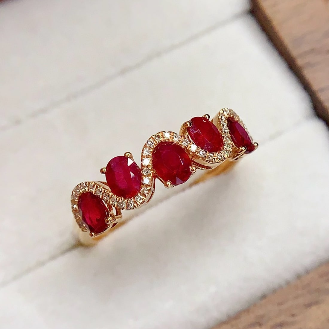 14k Gold 1.3 Ct Vivid Red Natural Ruby & Diamond Ring - 2