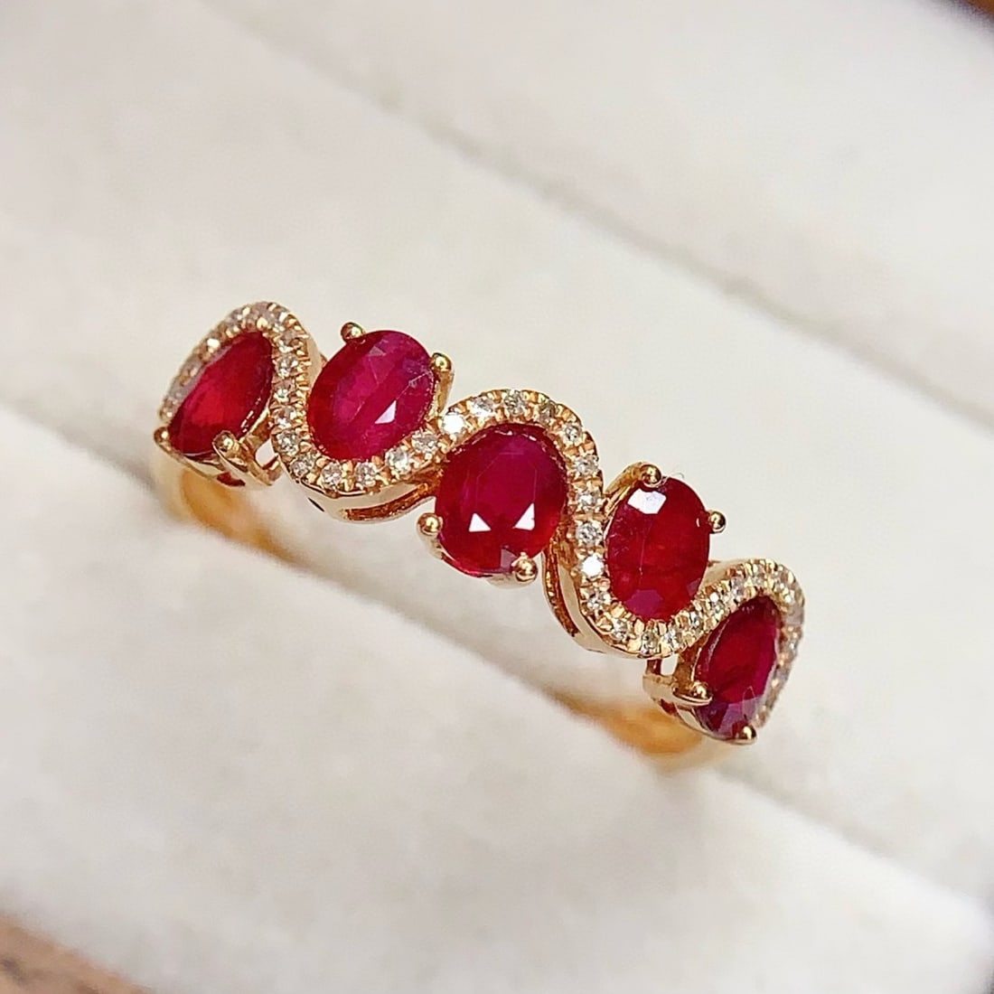 14k Gold 1.3 Ct Vivid Red Natural Ruby & Diamond Ring - 5