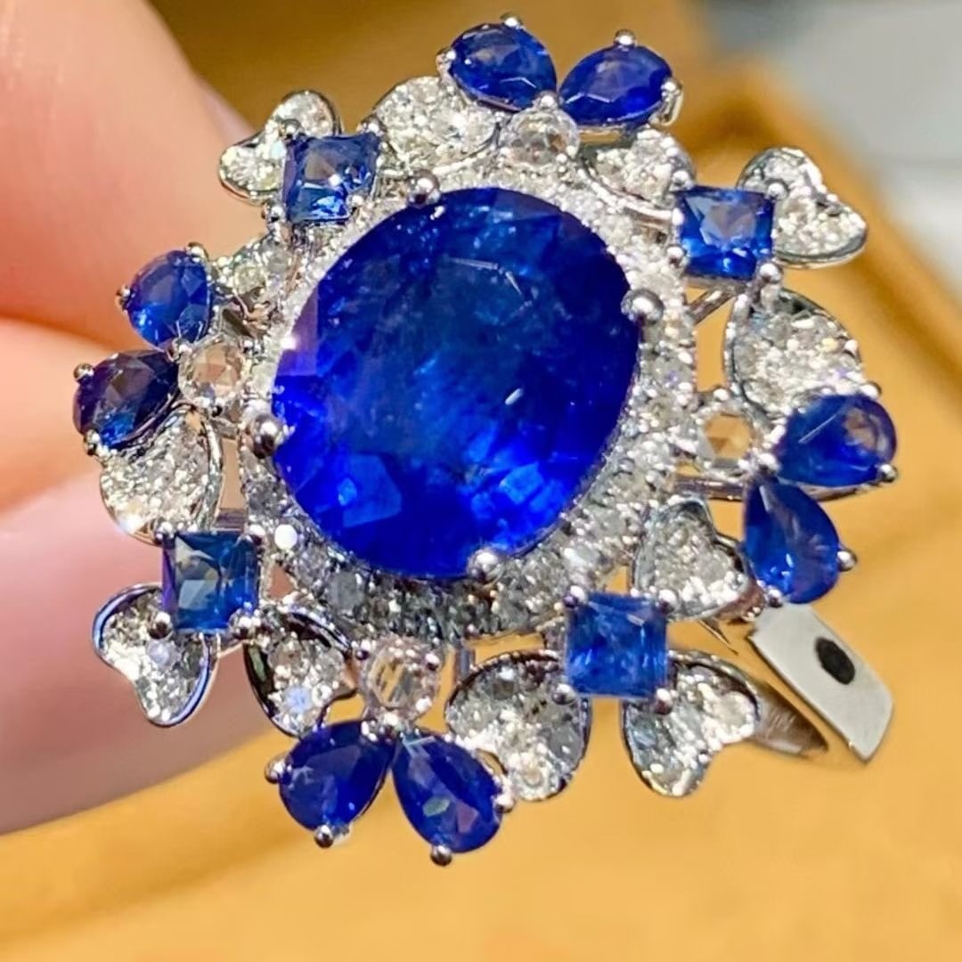 14k Gold 3 Ct Natural Sapphire & Diamond Ring - 3