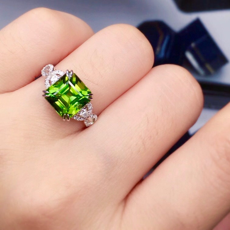 14k Gold 3.95 Ct Natural Tourmaline & Diamond Ring - 6