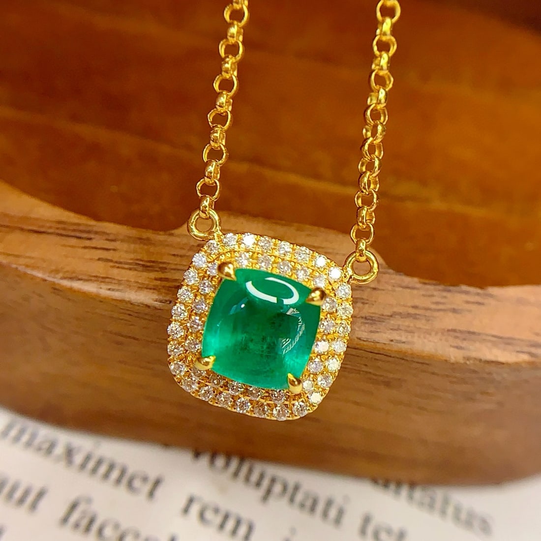 14k Gold 1.8 Ct Natural Emerald & Diamond Necklace - 5