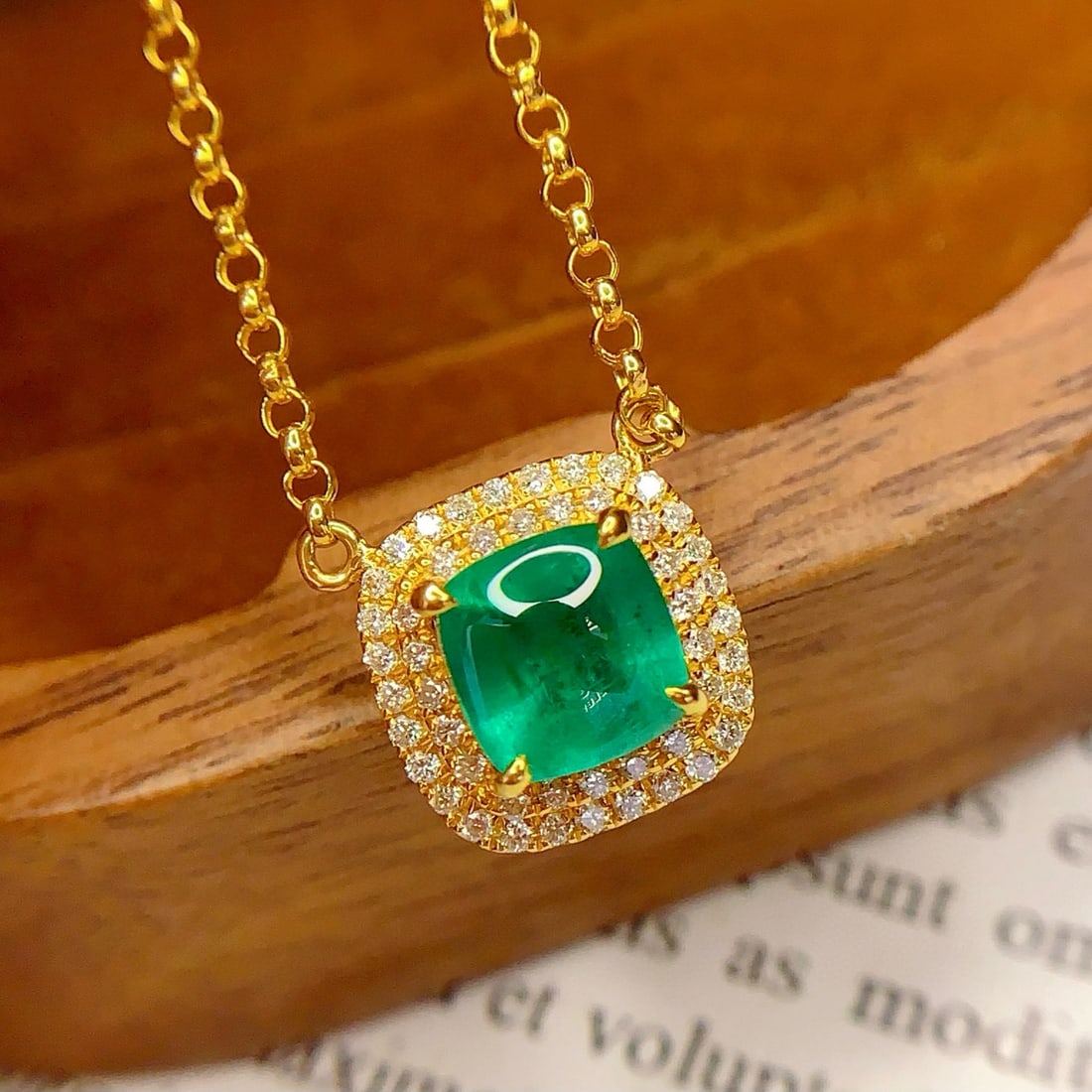 14k Gold 1.8 Ct Natural Emerald & Diamond Necklace - 6