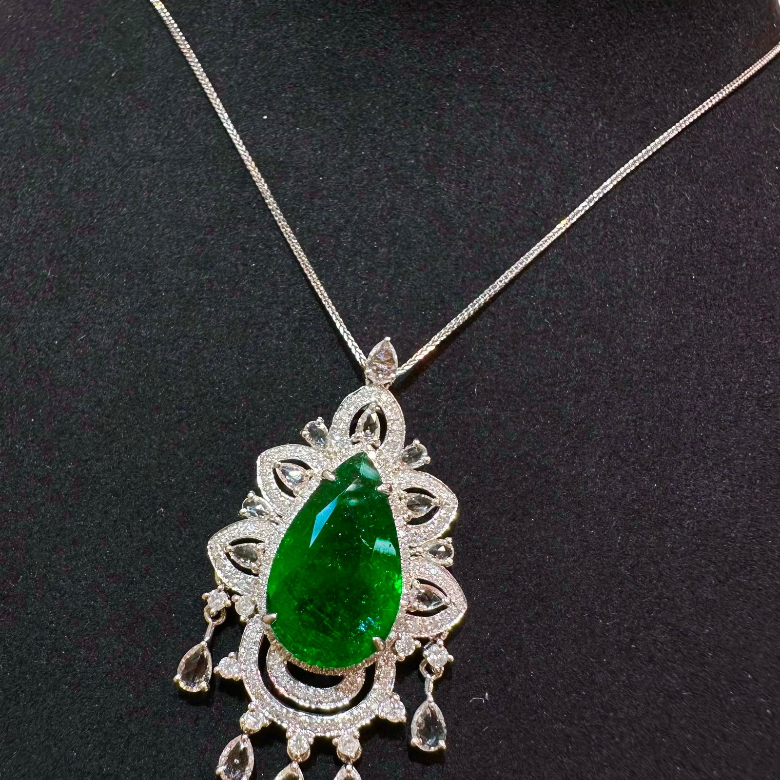 14k Gold 5.06 Ct Vivid Green Natural Emerald & Diamond & Sapphire Pendant( Without Chain ) - 2