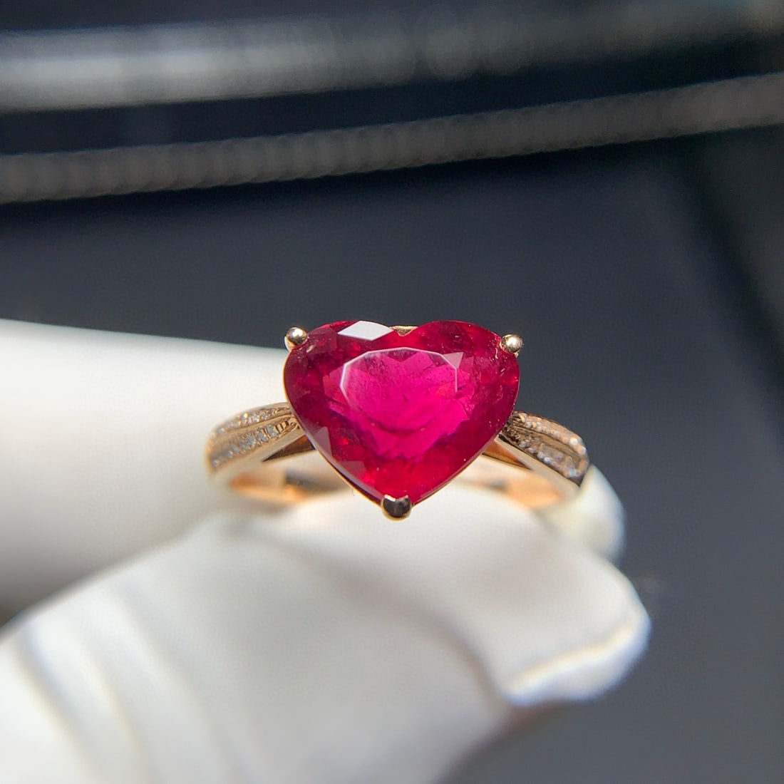 14k Gold 4.5 Ct Natural Tourmaline & Diamond Ring - 4