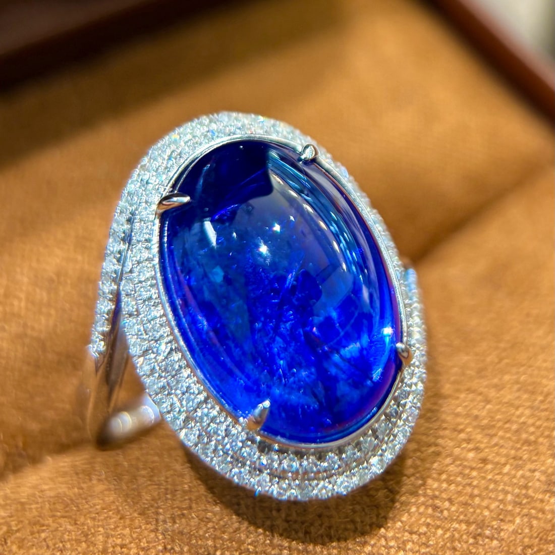 14k Gold 11.78 Ctw Natural Tanzanite & Diamond Ring - 2