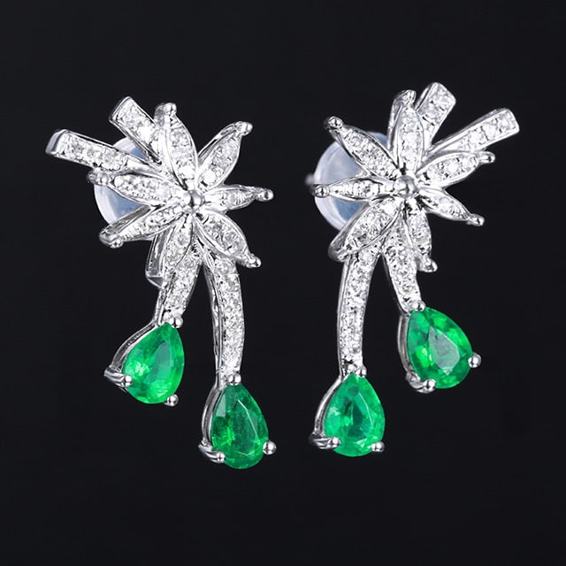 14k Gold 0.94 Ctw Vivid Green Natural Emerald & Diamond Earrings - 3