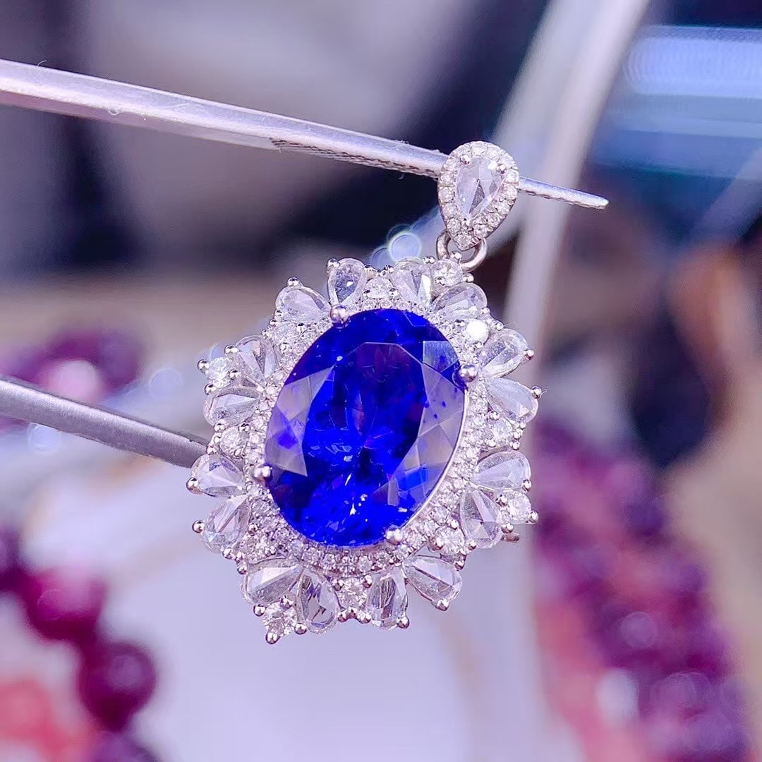 14k Gold 5 Ct Natural Tanzanite & Diamond Pendant( Without Chain ) - 2