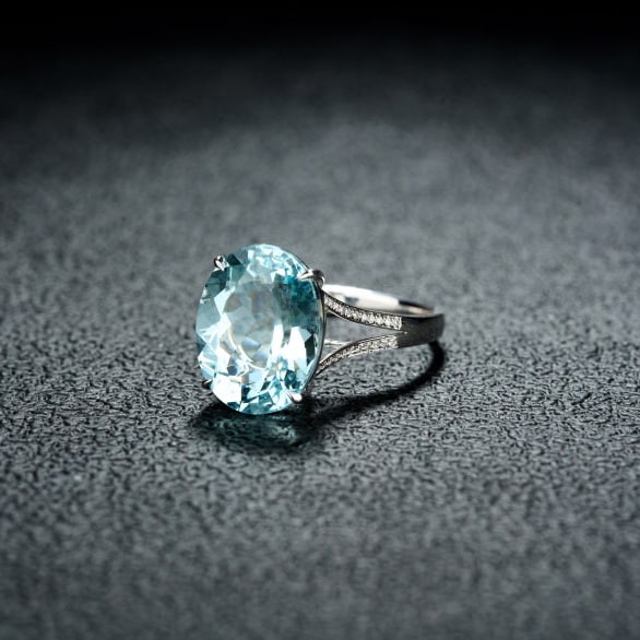 14k Gold 6.69 Ct Natural Aquamarine & Diamond Ring - 3