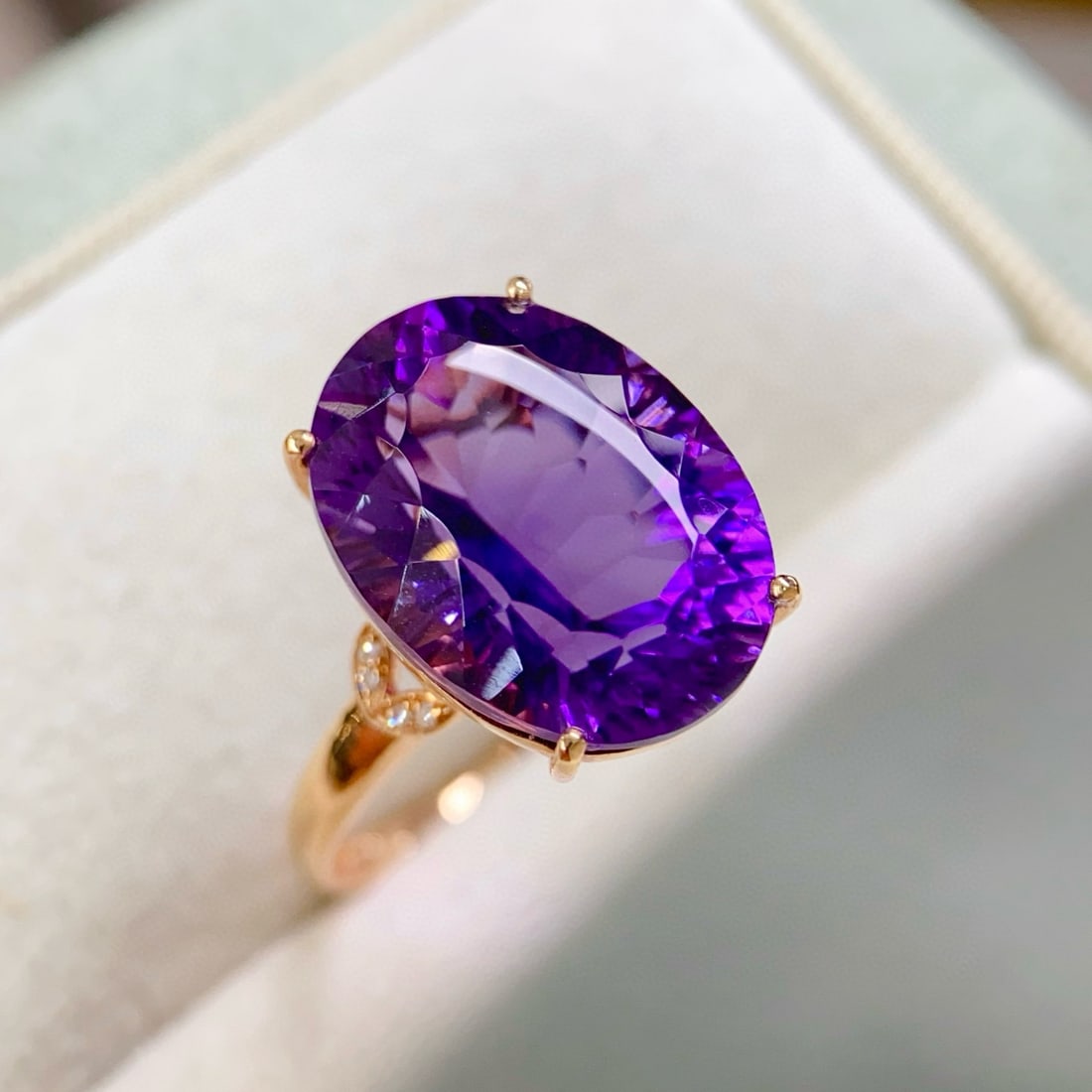 14k Gold 9.42 Ctw Natural Amethyst & Diamond Ring - 4
