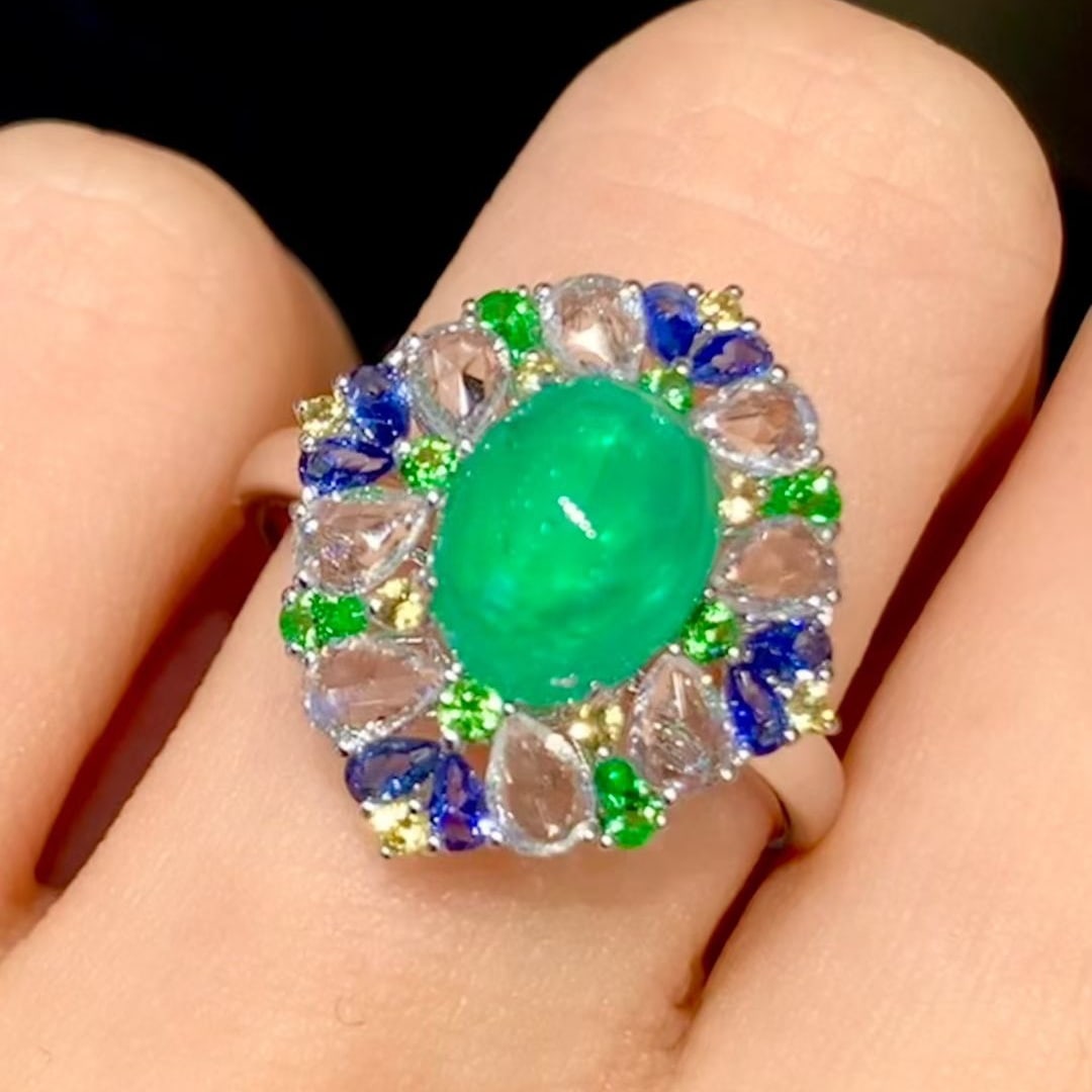 14k Gold 1.8 Ct Natural Emerald & Sapphire & Tsavorite Ring - 5