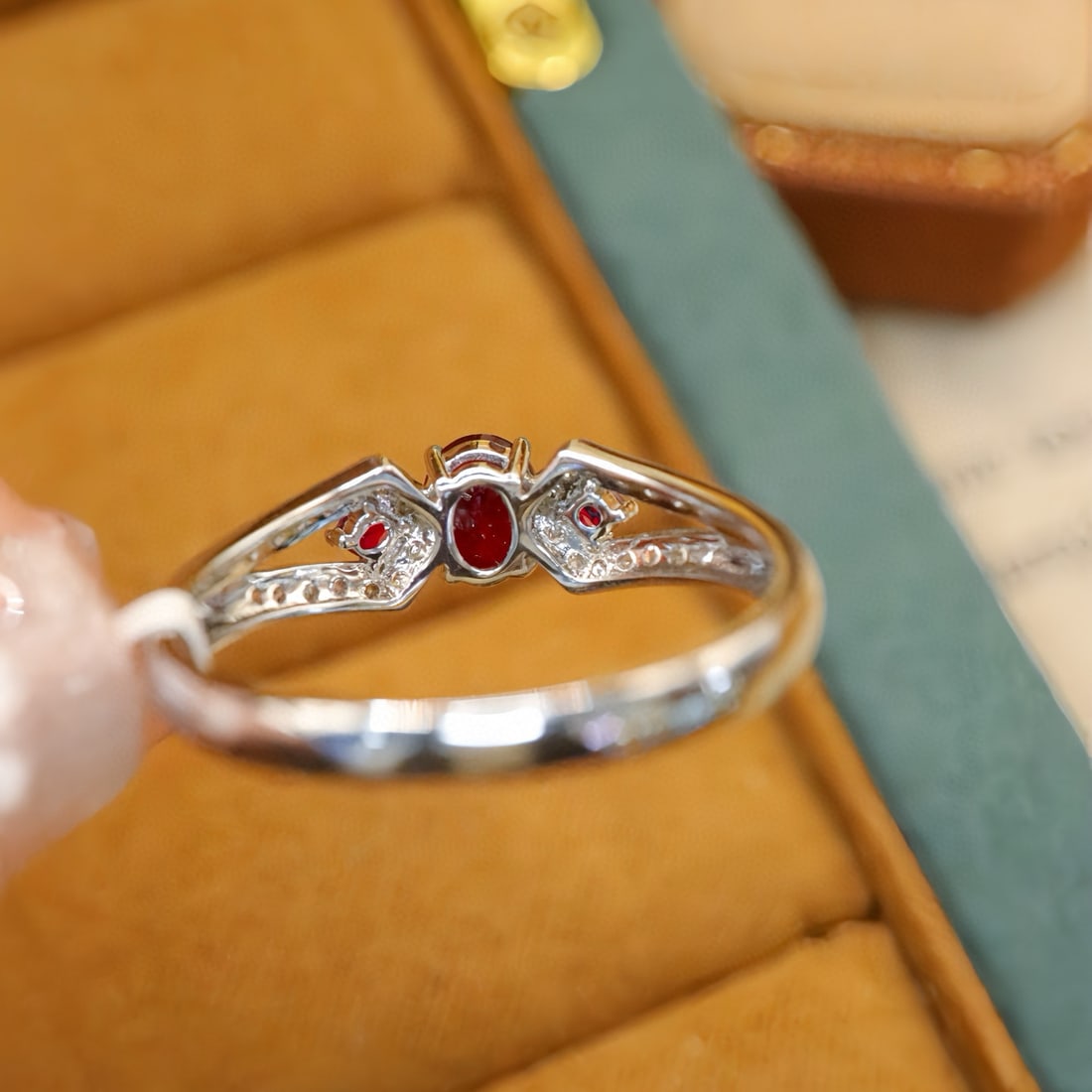 14k Gold 0.69 Ctw Vivid Red Natural Ruby & Diamond Ring - 5