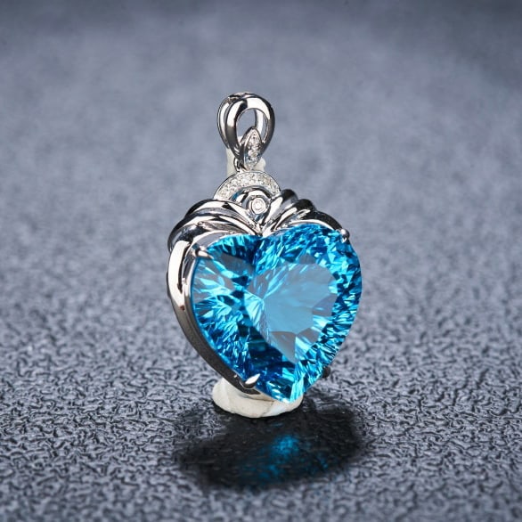 14k Gold 16.8 Ct Natural Topaz & Diamond Pendant( Without Chain ) - 2