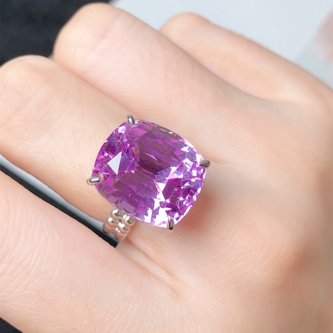 14k Gold 18.92 Ct Natural Kunzite Ring - 8