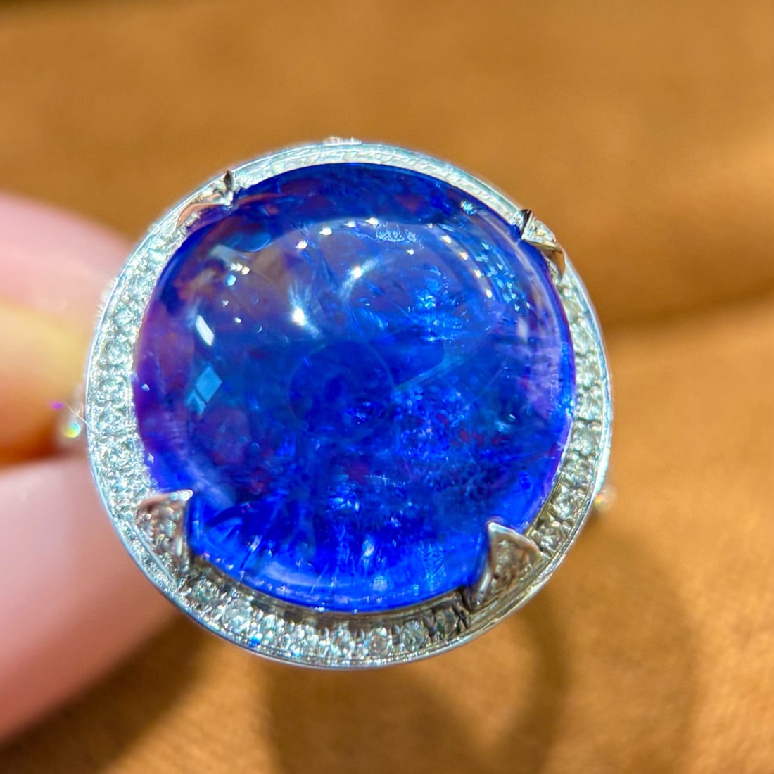 14k Gold 15.04 Ctw Natural Tanzanite & Diamond Ring - 2