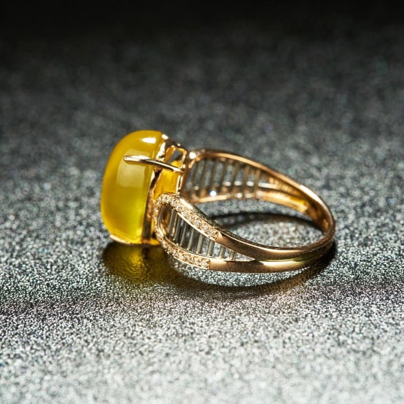 14k Gold 6.1 Ct Natural Prehnite & Diamond Ring - 4