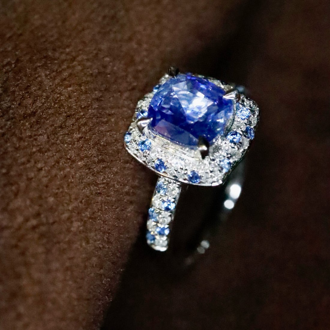 14k Gold 1.79 Ctw Natural Sapphire & Diamond Ring - 2