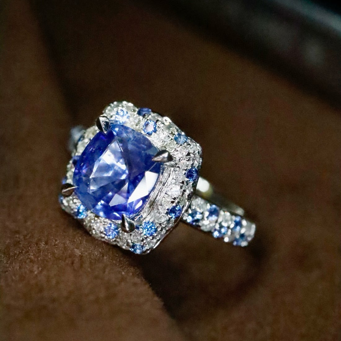 14k Gold 1.79 Ctw Natural Sapphire & Diamond Ring - 3