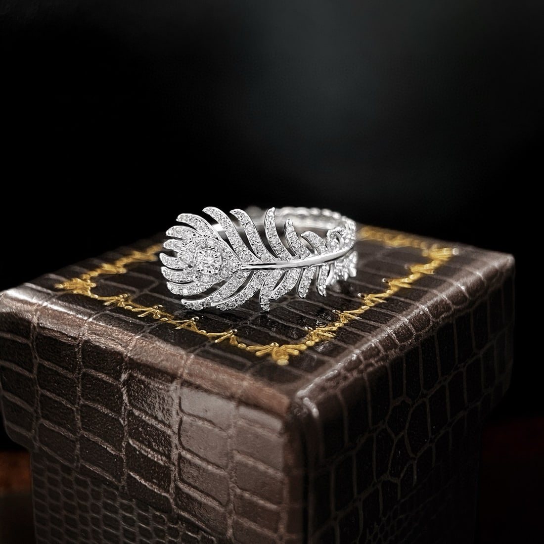 14k Gold 0.45 Ct Natural H Diamond Ring: Ref:231088014 // gold content:14k gold // ring size:7. 25us // // main gemstone:diamond // shape:round // carat weight:0. 45ct // clarity grade:vs-si // color:h // treatment:natural // cut grade:g