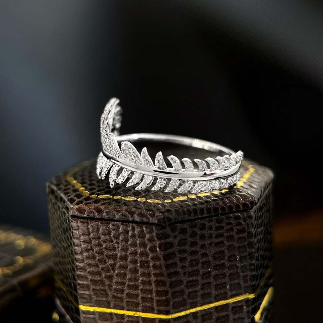 14k Gold 0.45 Ct Natural H Diamond Ring - 3