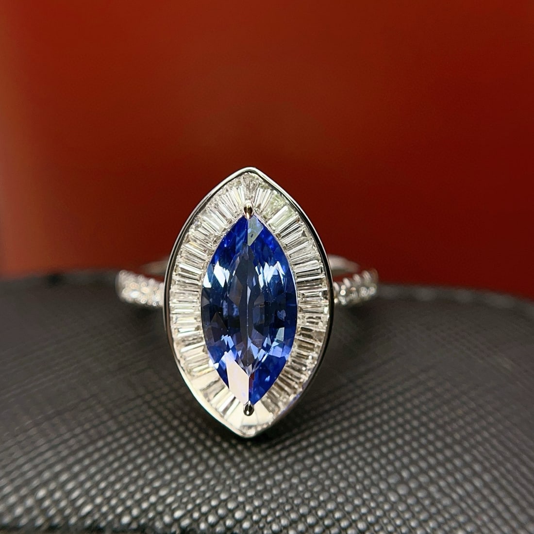 14k Gold 3.95 Ctw Natural Sapphire & Diamond Ring: Ref:231088017 // gold content:14k gold // ring size:7. 25us // // main gemstone:sapphire // shape:marquise // carat weight:3. 00ct // color:blue // treatment:natural // // adjacent gemstone 2 :