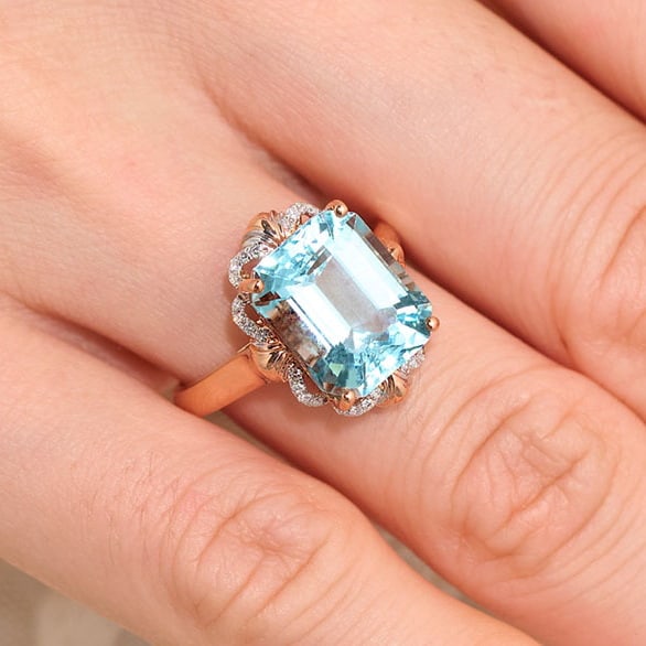 14k Gold 5.72 Ct Natural Aquamarine & Diamond Ring - 8