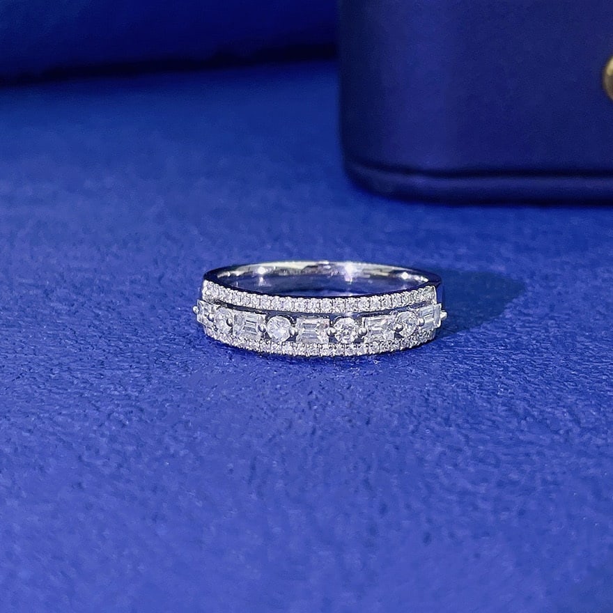 14k Gold 0.47 Ct Natural H Diamond Ring: Ref:231088022 // gold content:14k gold // ring size:7. 25us // // main gemstone:diamond // shape:multiple // carat weight:0. 47ct // clarity grade:vs-si // color:h // treatment:natural // High