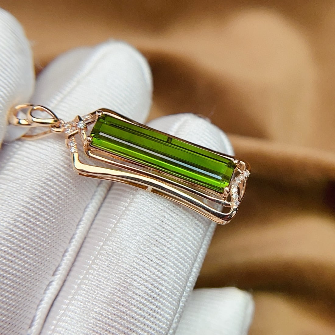 14k Gold 4.68 Ct Natural Tourmaline & Diamond Pendant( Without Chain ) - 3